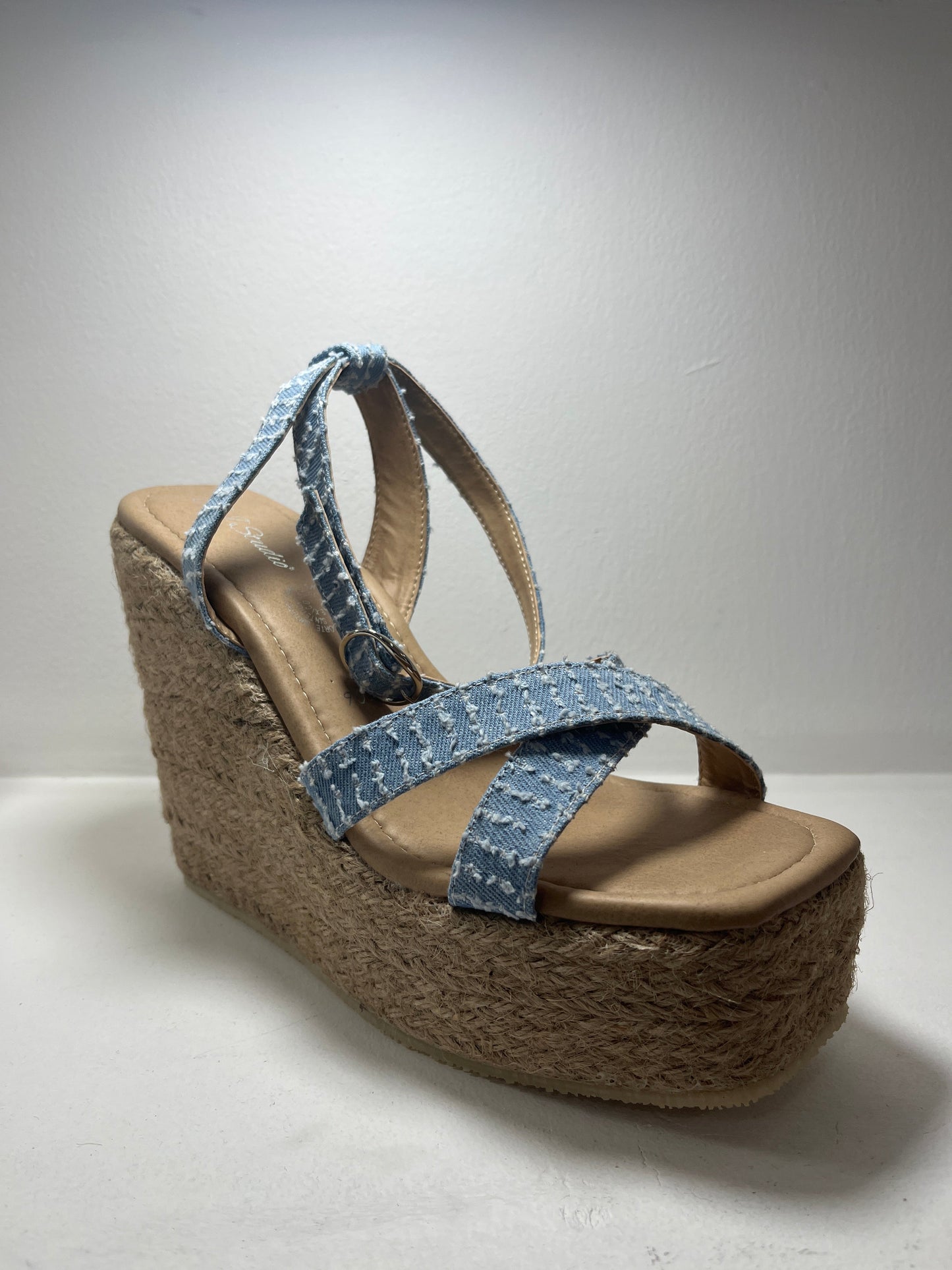 Alpargatas azul con tiras cruzadas de cuña – Alma Shoes