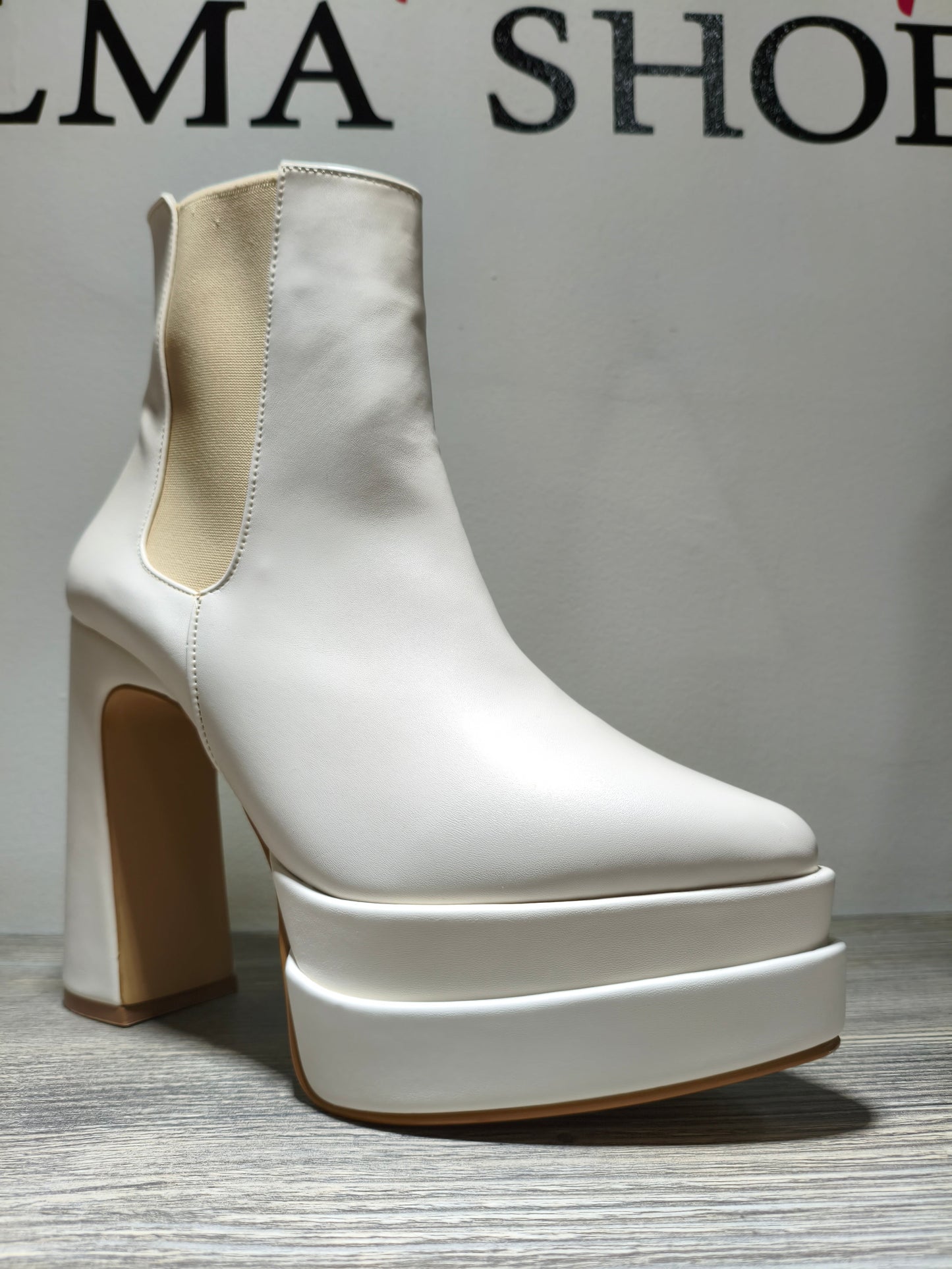 Botin Plataforma blanco – Alma Shoes