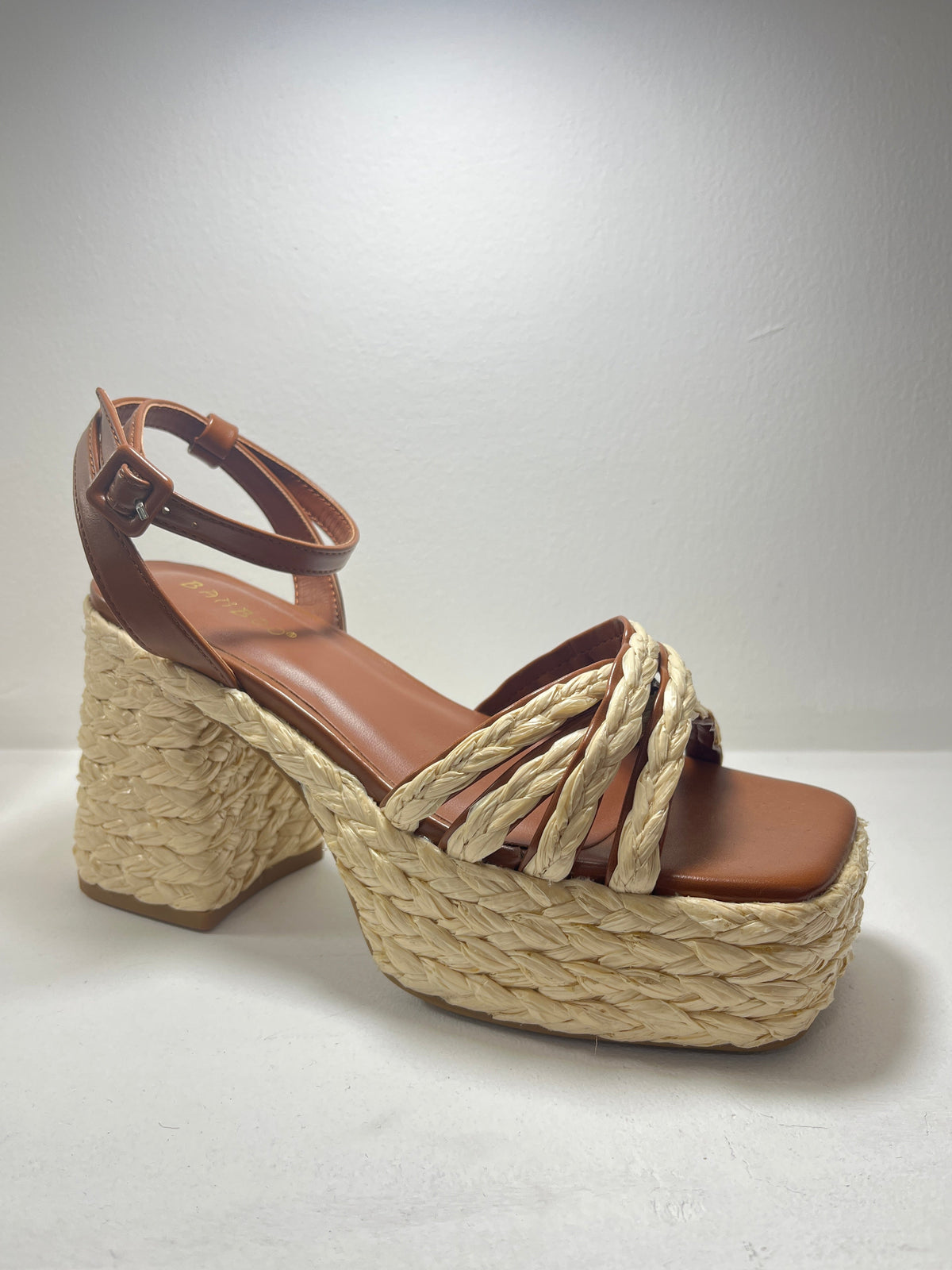 desconocido marrón con trenzas en la parte superior – Alma Shoes