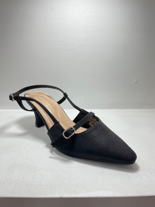 Tacones negro con cierre con hebilla y detalles brillantes – Alma Shoes