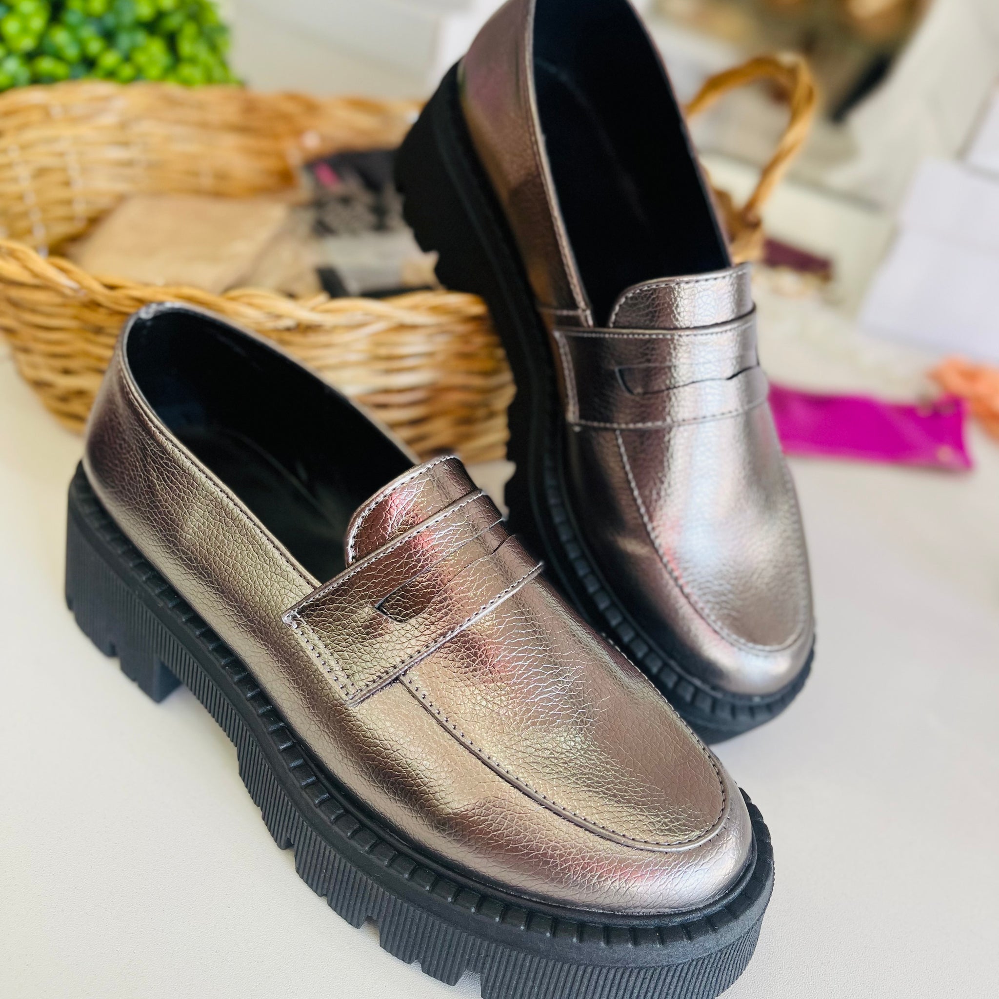 L-3444 LOAFERS CHAROL