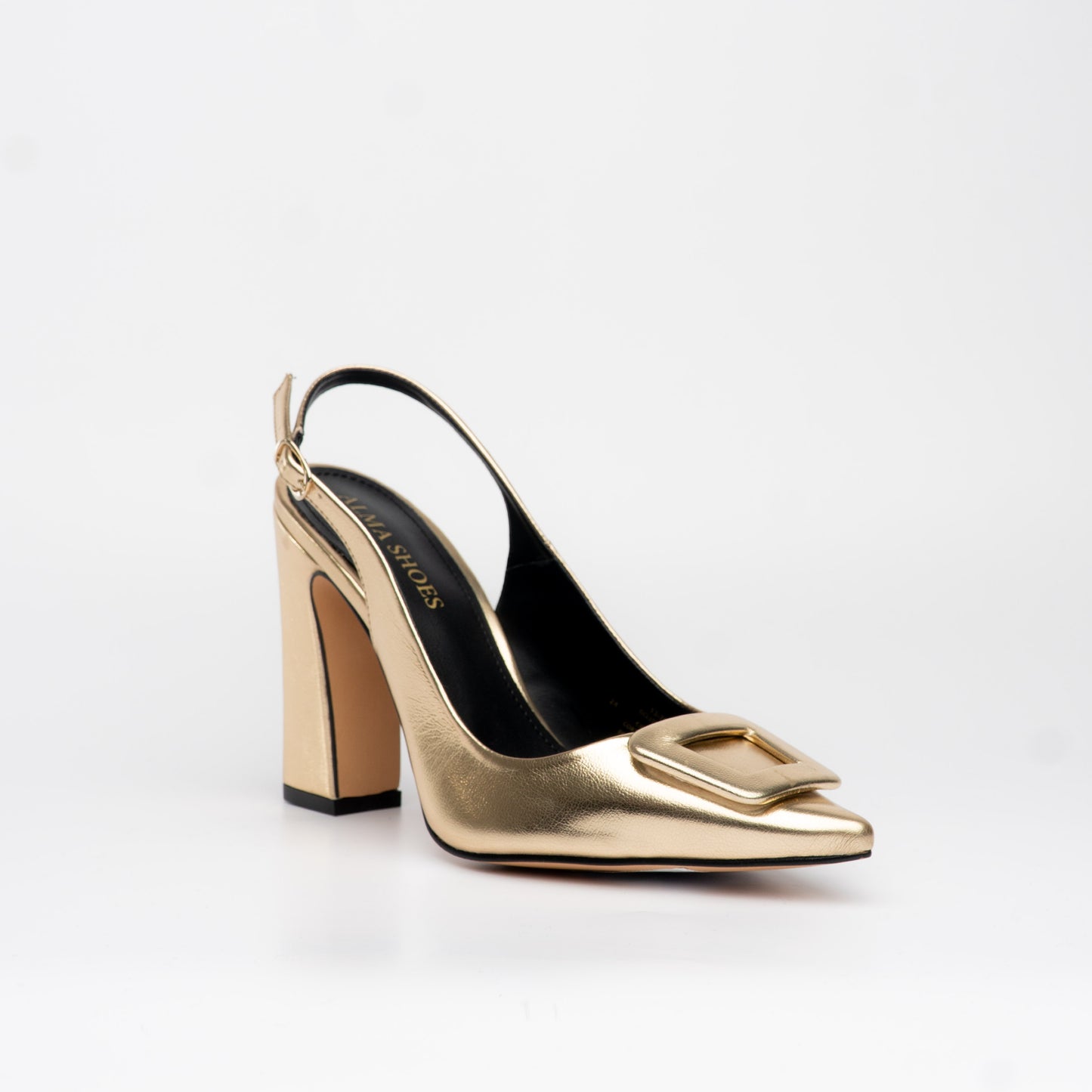 Tacones dorado con hebilla cuadrada – Alma Shoes