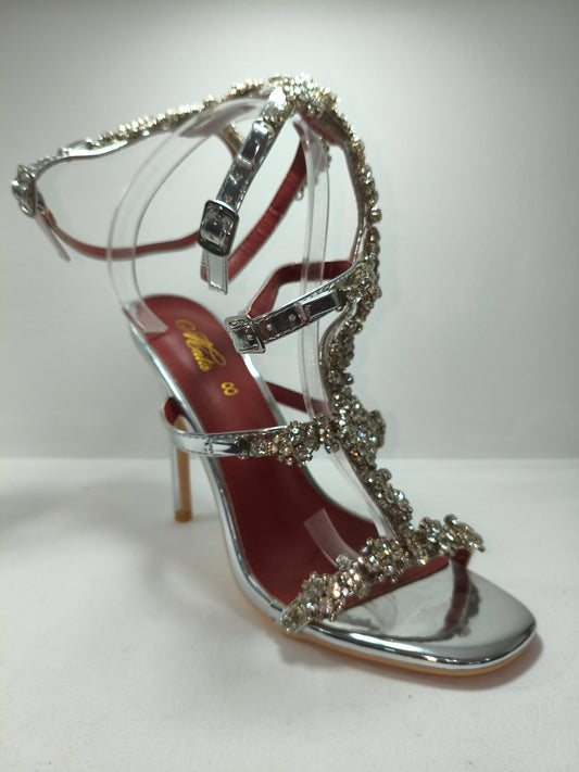 Zapatillas plateado con detalles brillantes – Alma Shoes